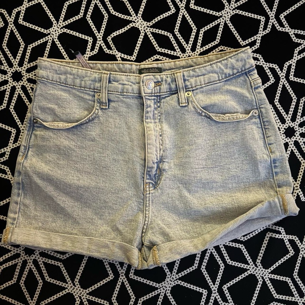 Sz M Stylish light Denim Jean Shorts